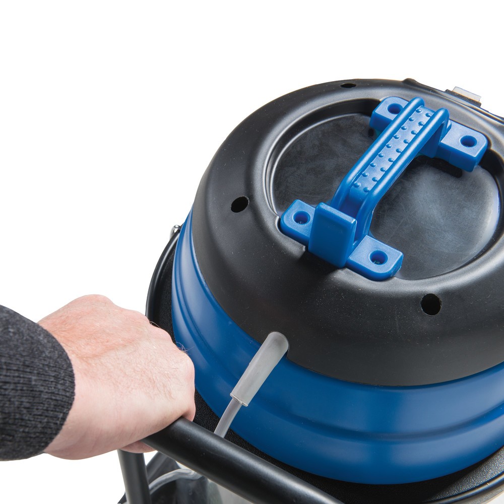Produktabbildung Nr. 4: BASIC industrial vacuum cleaner, wet + dry, 3,000 W, 80 l