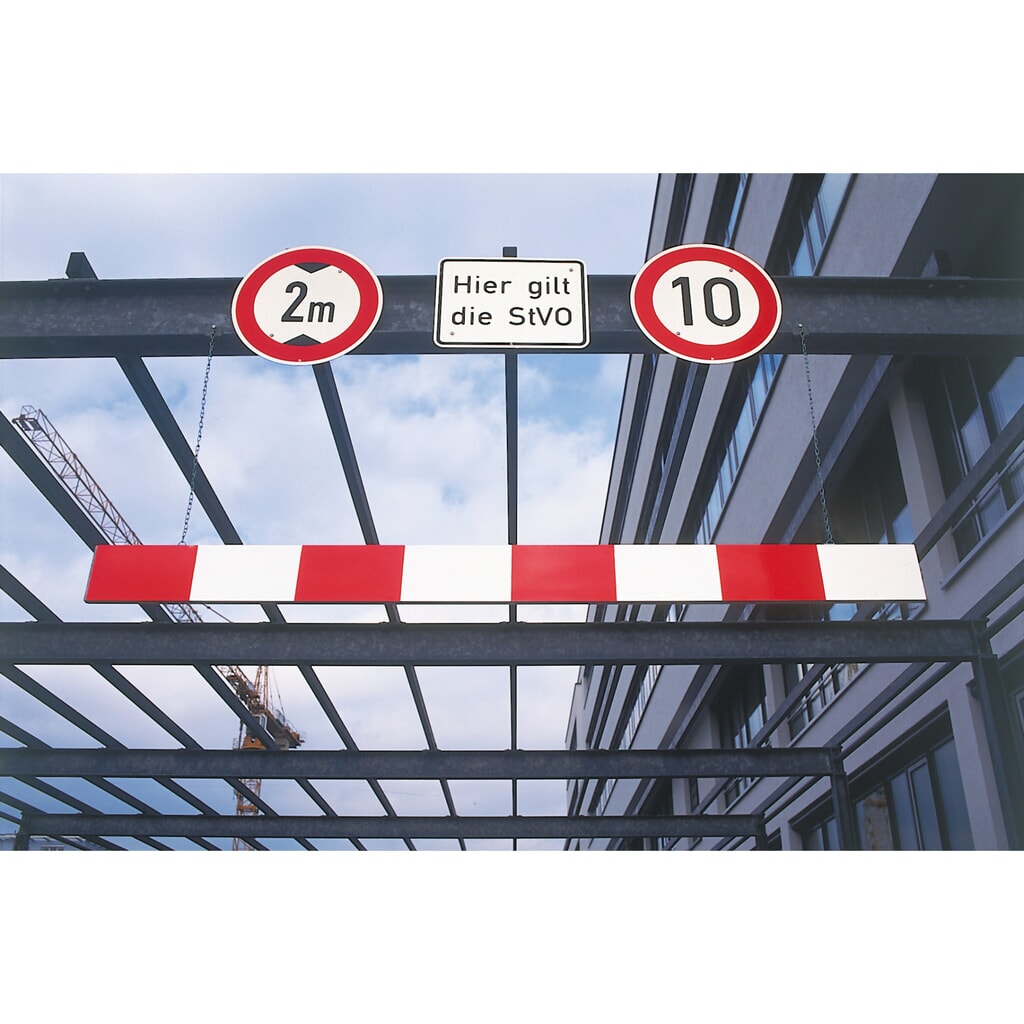 Height limiter, aluminium, width 2.000 mm, red/white Product image: Height limiter, aluminium, width 2.000 mm, red/white