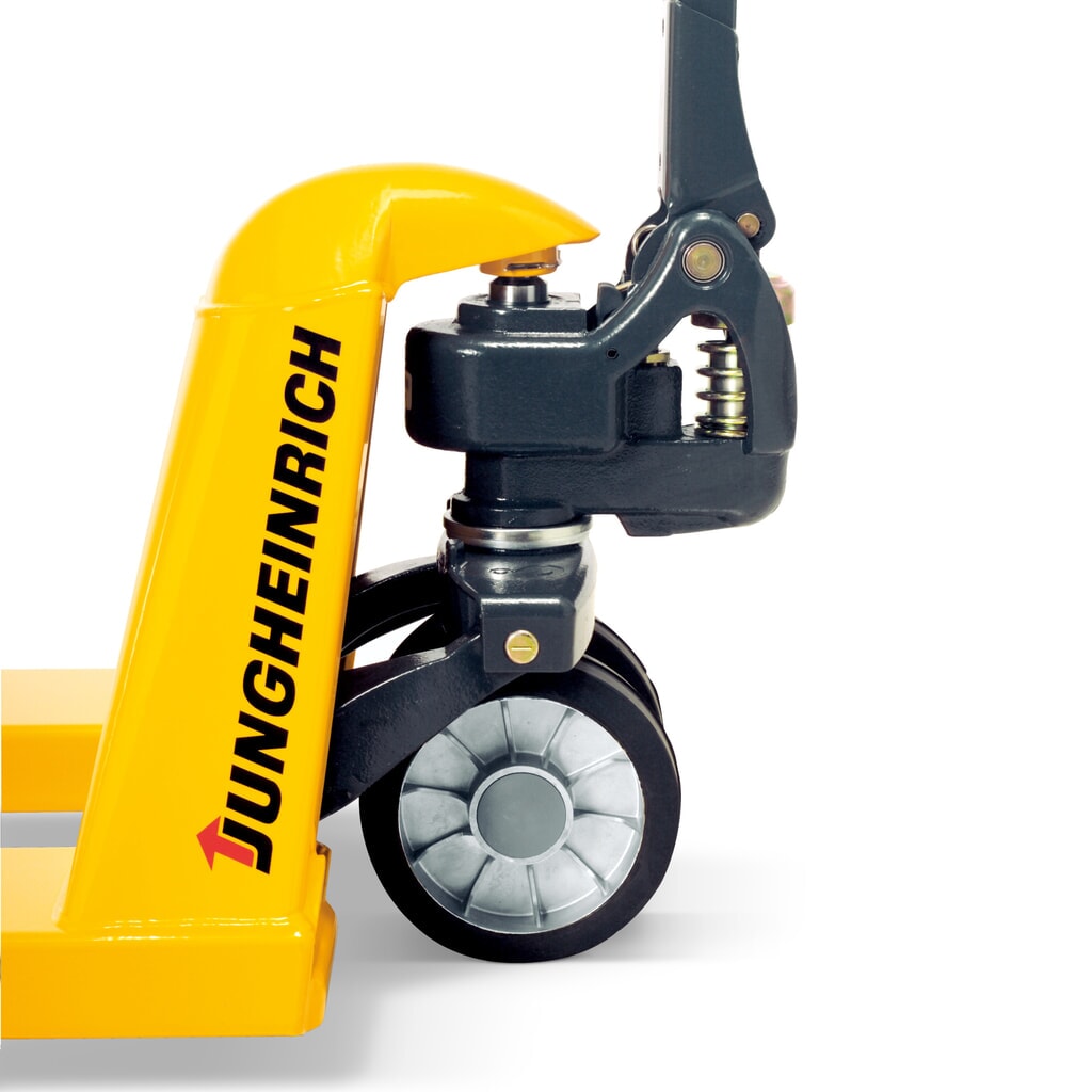 Jungheinrich AM 22 hand pallet truck, load capacity 2,200 kg, fork length 1,150 mm, solid rubber steering wheels, PU fork rollers, tandem wheels Product image no. 6: Jungheinrich AM 22 hand pallet truck, load capacity 2,200 kg, fork length 1,150 mm, solid rubber steering wheels, PU fork rollers, tandem wheels