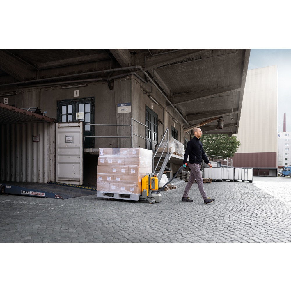 Produktabbildung Nr. 9: Jungheinrich AME 16 electric pallet truck, load capacity 1,600 kg, fork length 1,150 mm