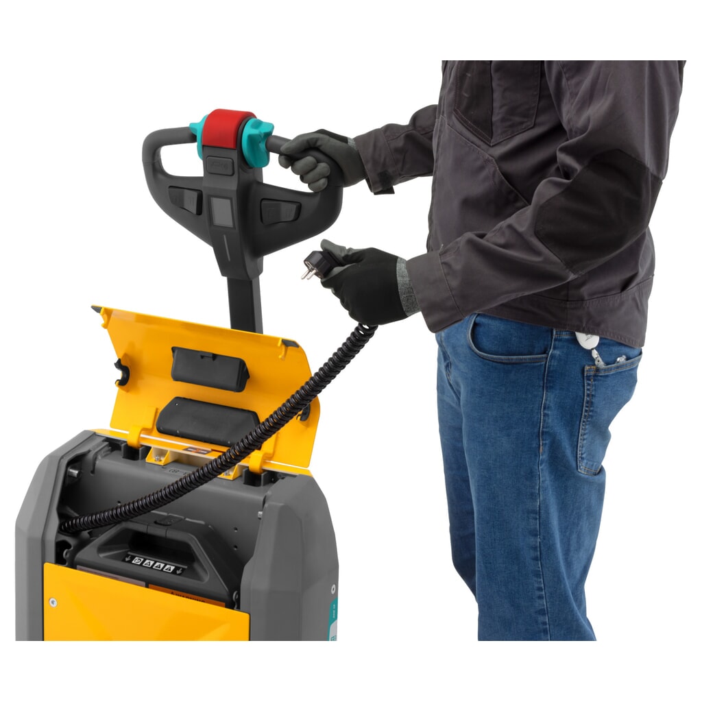Jungheinrich AME 18 electric pallet truck, load capacity 1,800 kg, fork length 1,150 mm, special fork width 670 mm, tandem rollers Product image no. 5: Jungheinrich AME 18 electric pallet truck, load capacity 1,800 kg, fork length 1,150 mm, special fork width 670 mm, tandem rollers