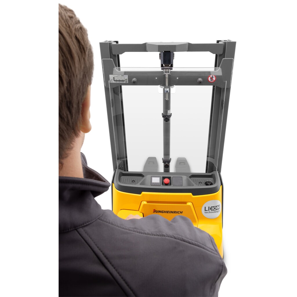 Jungheinrich EJC 110i ZZ electric high-lift stacker truck, two-stage telescopic mast, lift height 2,990 mm, load capacity 1,000 kg, proportional hydraulics Product image no. 4: Jungheinrich EJC 110i ZZ electric high-lift stacker truck, two-stage telescopic mast, lift height 2,990 mm, load capacity 1,000 kg, proportional hydraulics