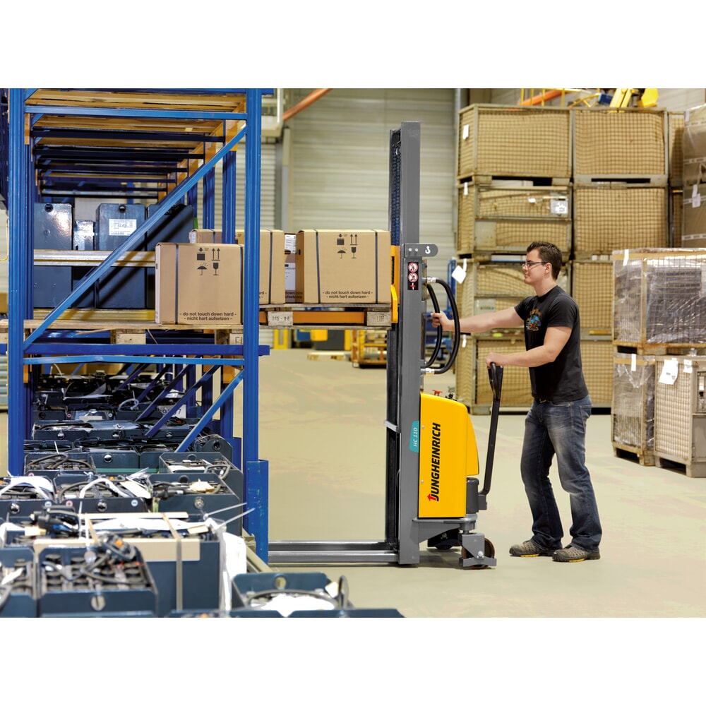 Product image no. 3: Jungheinrich HC 110 electric high-lift stacker truck, semi-electric, two-stage telescopic mast, lift height 2,500 mm, load capacity 1,000 kg