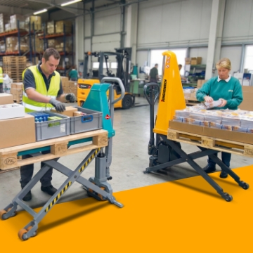 Scissor lift pallet trucks