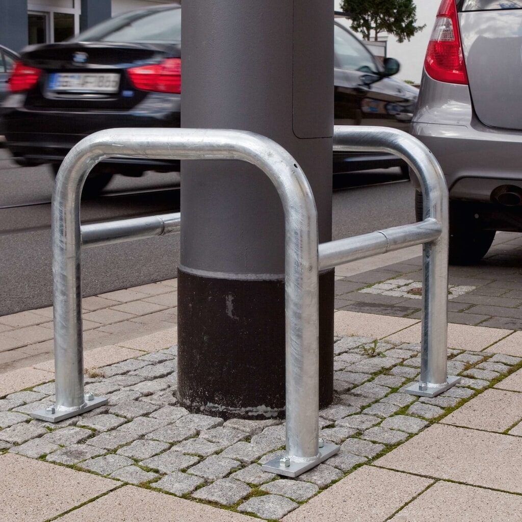 MORAVIA column collision protection, outdoor use, hot-dip galvanised, height 600 mm, for column dimensions (WxD) 400 x 400 mm Product image no. 2: MORAVIA column collision protection, outdoor use, hot-dip galvanised, height 600 mm, for column dimensions (WxD) 400 x 400 mm