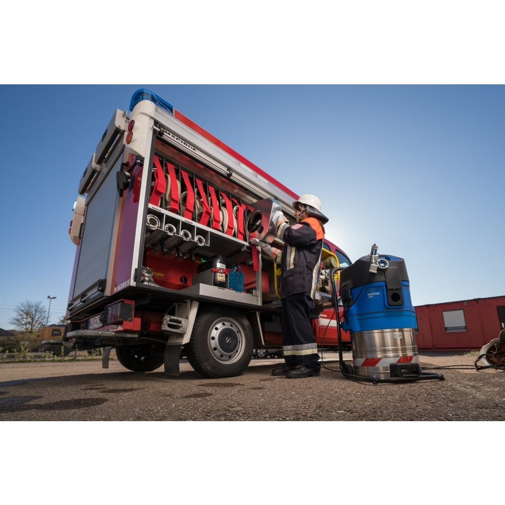 Produktabbildung Nr. 3: Nilfisk® ATTIX 751-71 MWF fire-service vacuum cleaner
