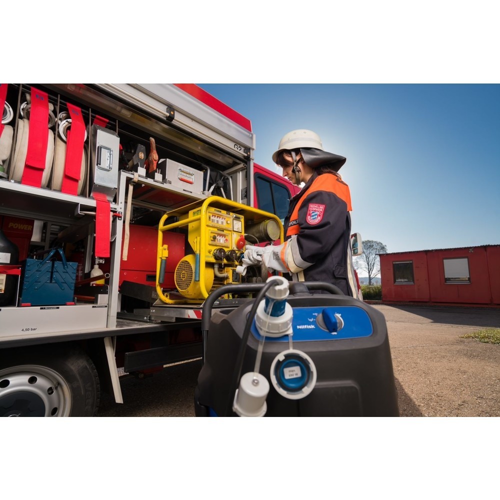 Produktabbildung Nr. 5: Nilfisk® ATTIX 751-71 MWF fire-service vacuum cleaner