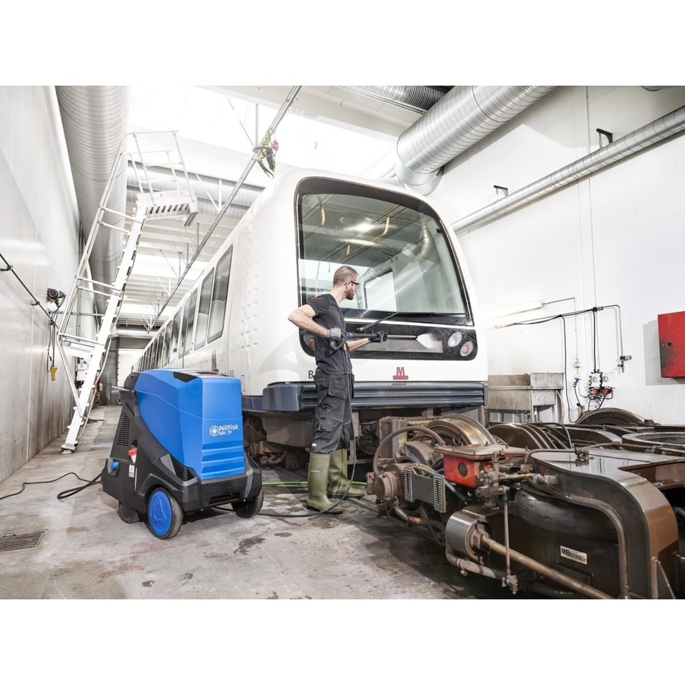 Produktabbildung Nr. 5: Nilfisk® MH 7P-180/1260 FA hot water pressure washer, mobile