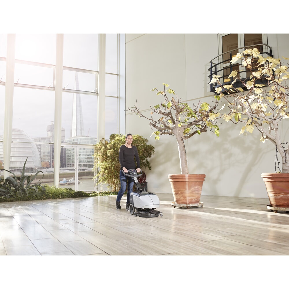 Produktabbildung Nr. 3: Nilfisk® SC 351 scrubber dryer