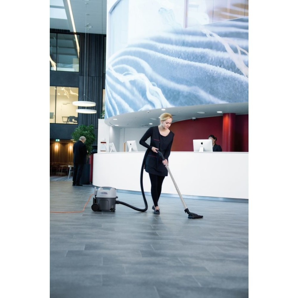Produktabbildung Nr. 2: Nilfisk® VP300 HEPA Basic EU dry vacuum cleaner
