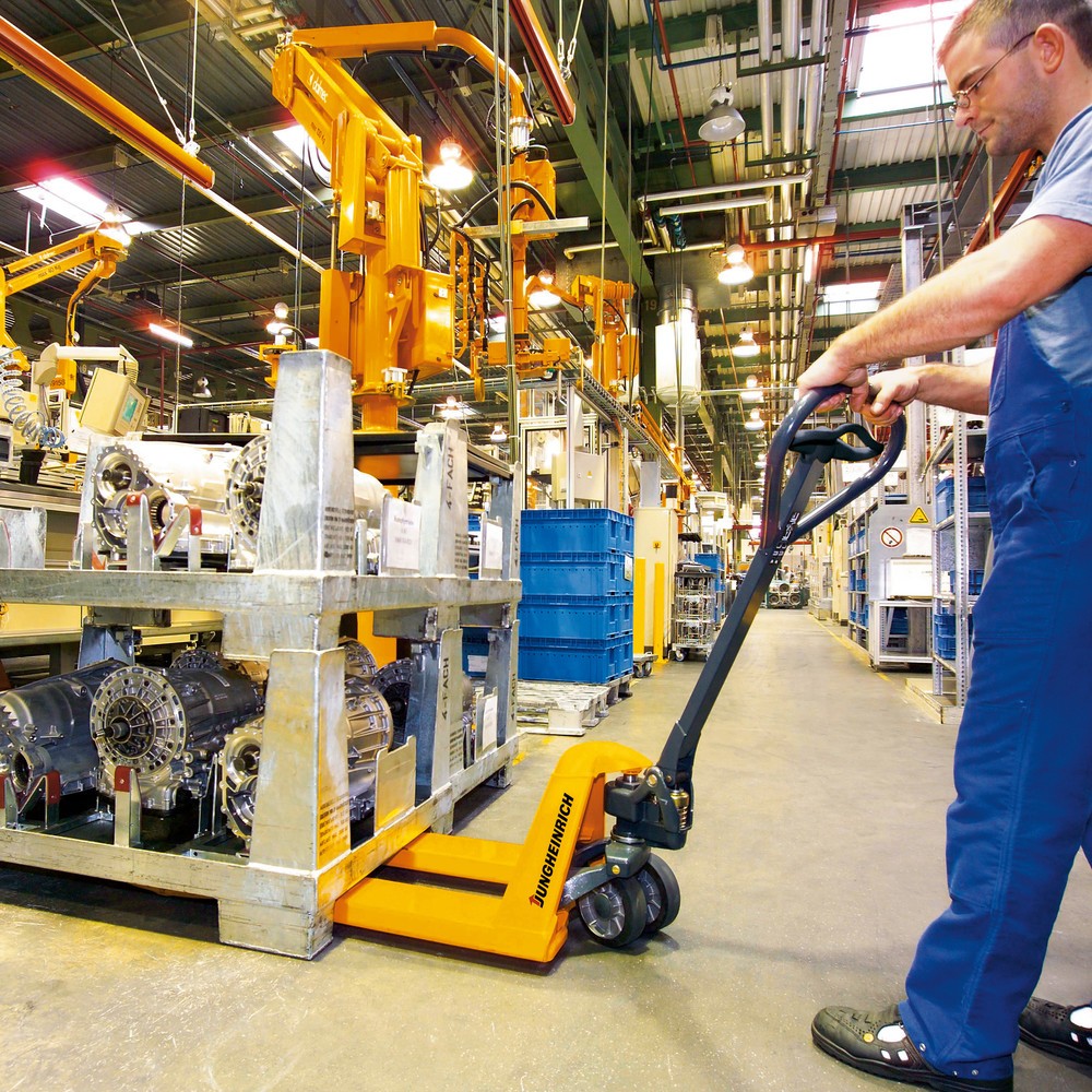 Produktabbildung Nr. 5: Jungheinrich AM 22 hand pallet truck with quick lift, load capacity 2,200 kg, fork length 1,150 mm, nylon