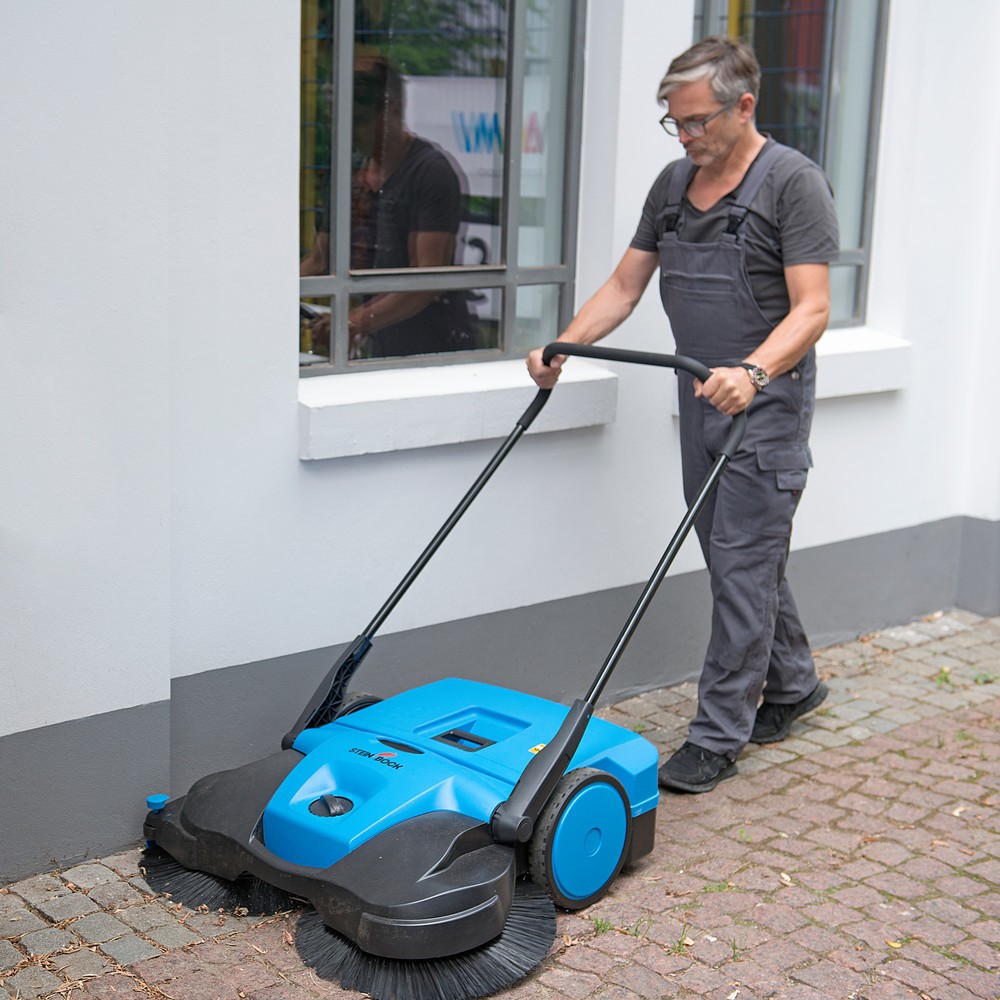 Produktabbildung Nr. 10: Steinbock® Turbo Premium sweeper, manual, sweeping width, 770 mm, RAL 5015 sky blue