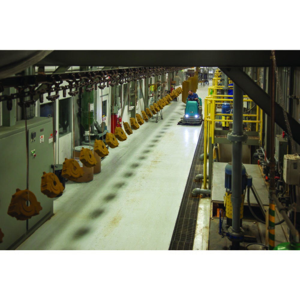 Produktabbildung Nr. 4: TENNANT® ride-on scrubbing machine T12, battery, 800 mm roller, inclusive SST and EC-H2O™