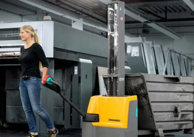 An overview of forklift mast types