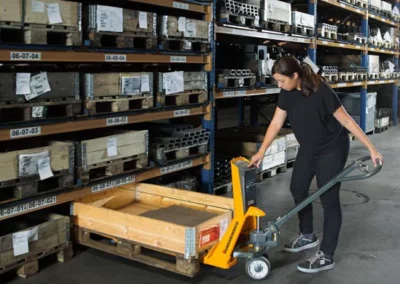 Pallet truck repair – Simple guidance for minor damage